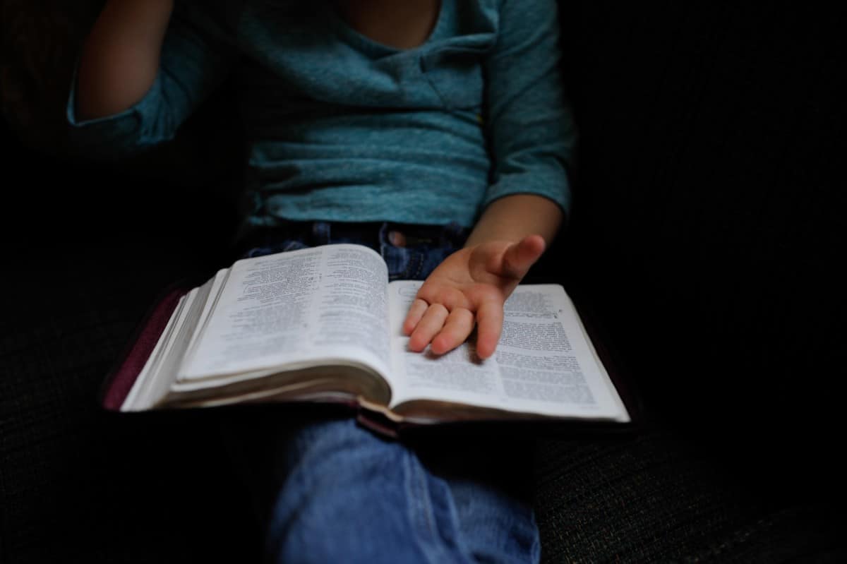 7 Tips to Help When You’re Struggling to Read the Bible